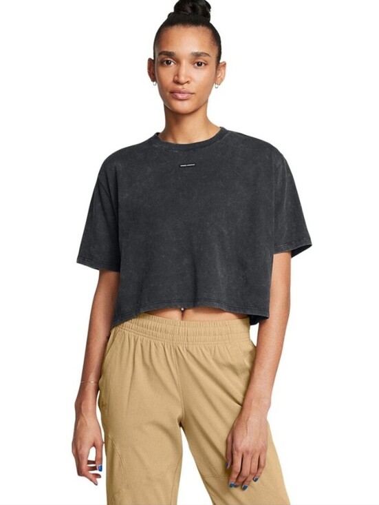 Under Armour Tops - Under Armour Black Washed Cropped Tee